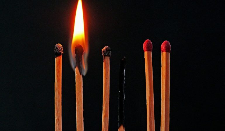 matches burn fire